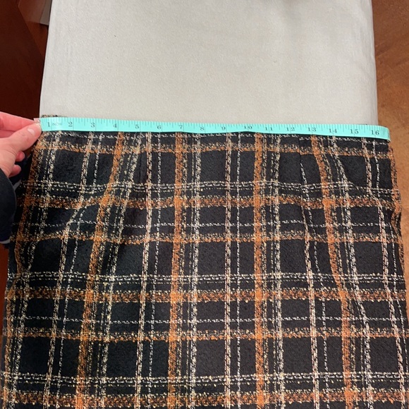 Pencil Skirt, Boucle, Plaid, Size 10 - Picture 6 of 7